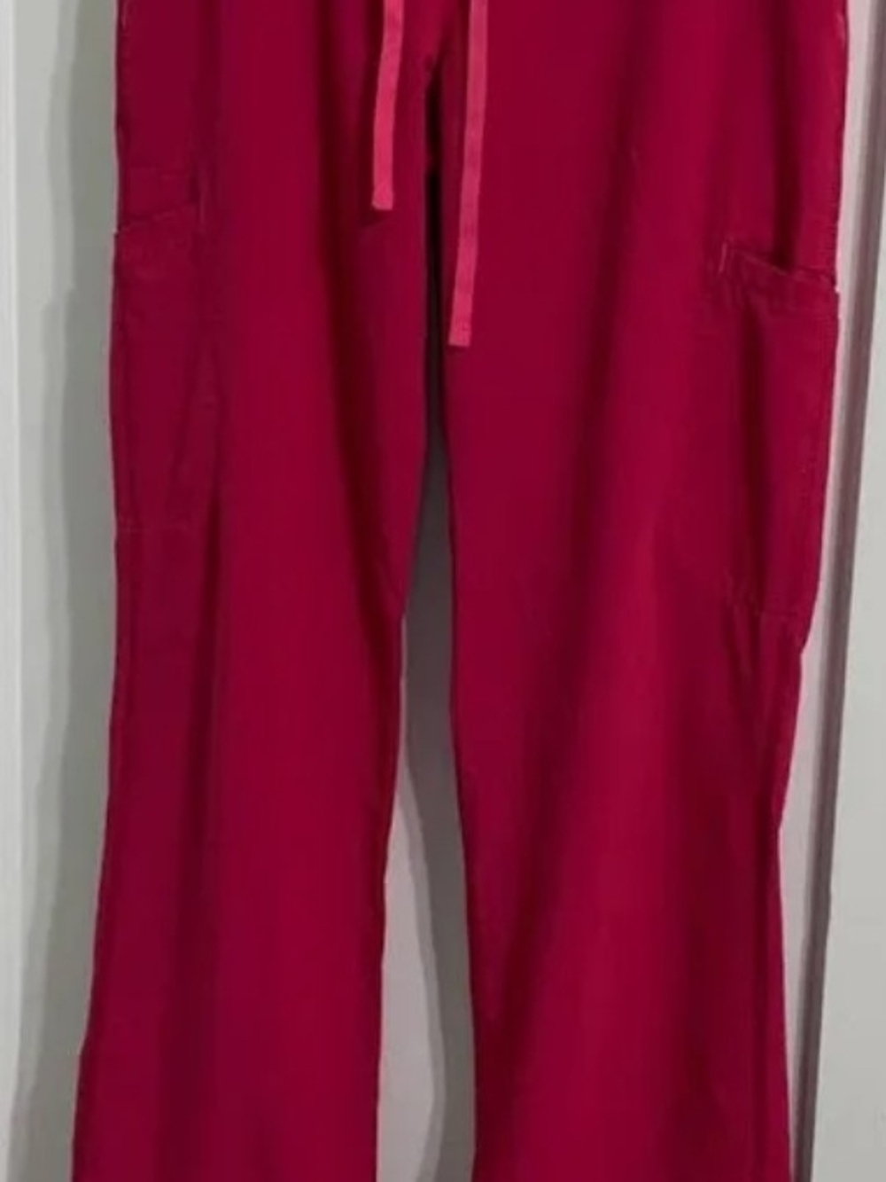 smitten Women's Track Pants in Fuchsia Pink